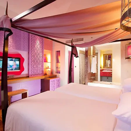 Patong Beach Hotel By See2Sea-3